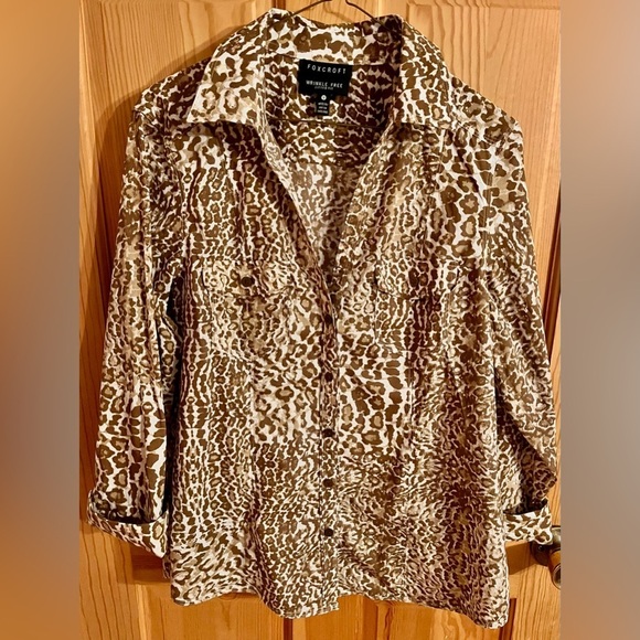 Foxcroft Crocodile Print Button-Up Shirt by Size M Fitted Safari Glam Mob Wife - Picture 13 of 15